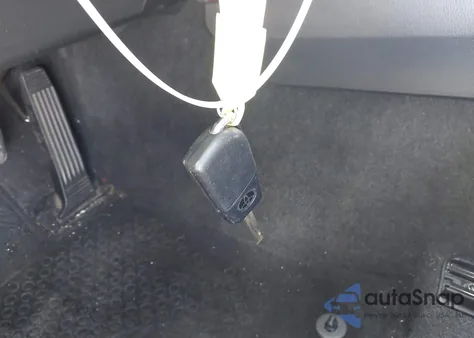 2023 Toyota Camry Le из США, поврежденный, VIN 4T1C11AK1PU744432